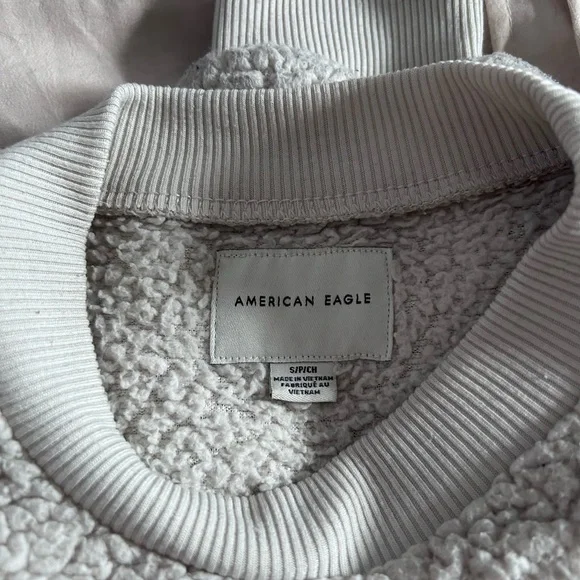 American Eagle Outfitters Cream Sherpa - Picture 2 of 3